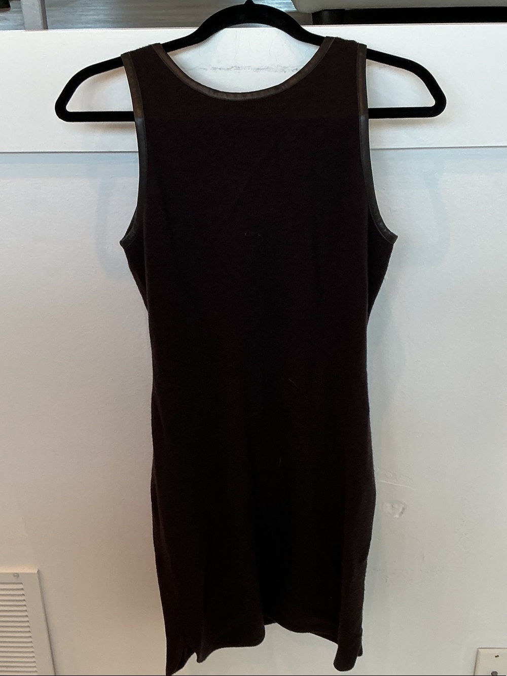 Worth Sleeveless Black Knit Sheath Dress